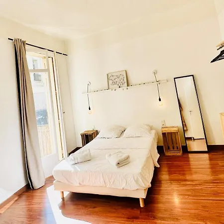 Cozy Nest For 6 In Downtown بيربينيو