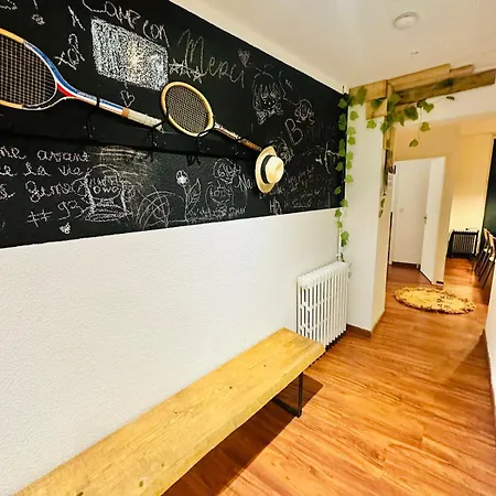 Cozy Nest For 6 In Downtown شقة