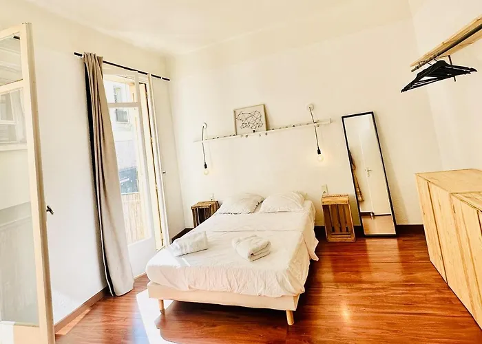 Cozy Nest For 6 In Downtown Perpignan